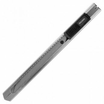 Нож канцелярский 9 мм BRAUBERG 'Extra 30', металлический, лезвие 30°, автофиксатор, подвес, 237084