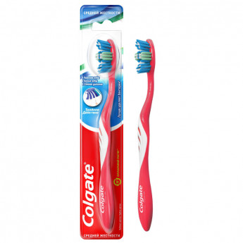 Зубная щетка Colgate Тройное действие средней жесткости