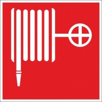Знак безопасности F02 Пожарный кран (плёнка, 100х100)